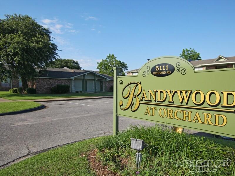 Welcome Sign | Bandywood Apartments in Pascagoula, MS
