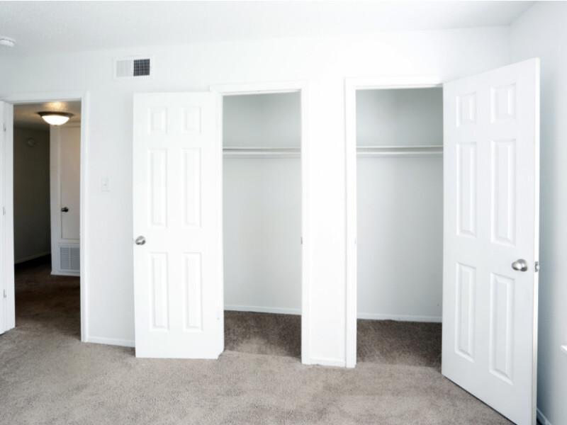Bedroom Closet | Regency Woods Apartments in Pascagoula, MS
