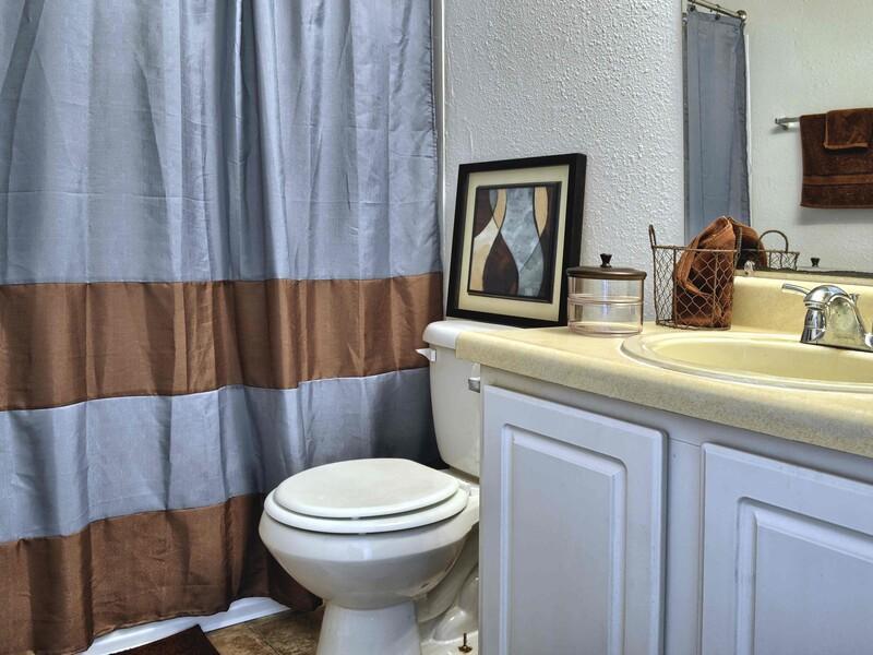 Beautiful Bathroom | Regency Woods Apartments in Pascagoula, MS