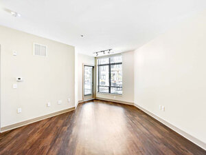 Spacious Room | Aston Place