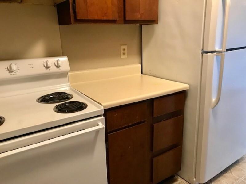 Fully Equipped Kitchen | Iberia South Apartments in New Iberia, LA