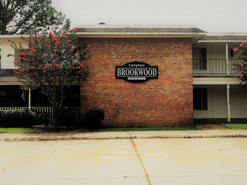Exterior | Brookwood Apartments