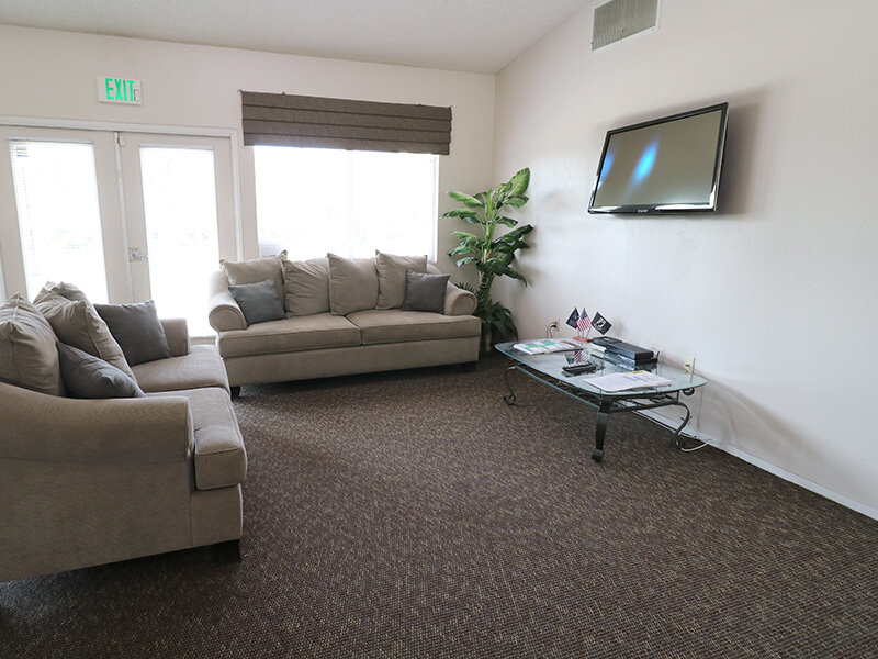 Exterior Seating | Seasons Senior Villas at The Civic Center