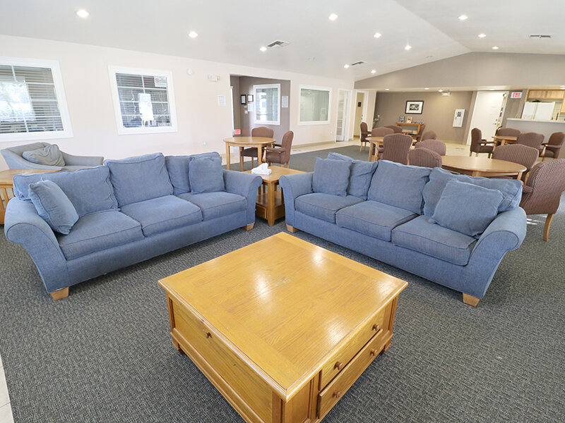 Community Seating | Summit Ridge