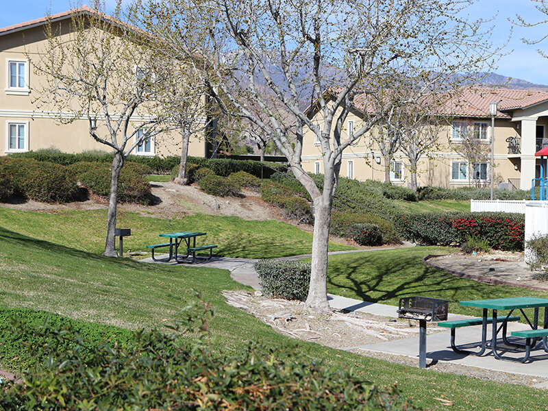 Exterior Views | Summit Ridge