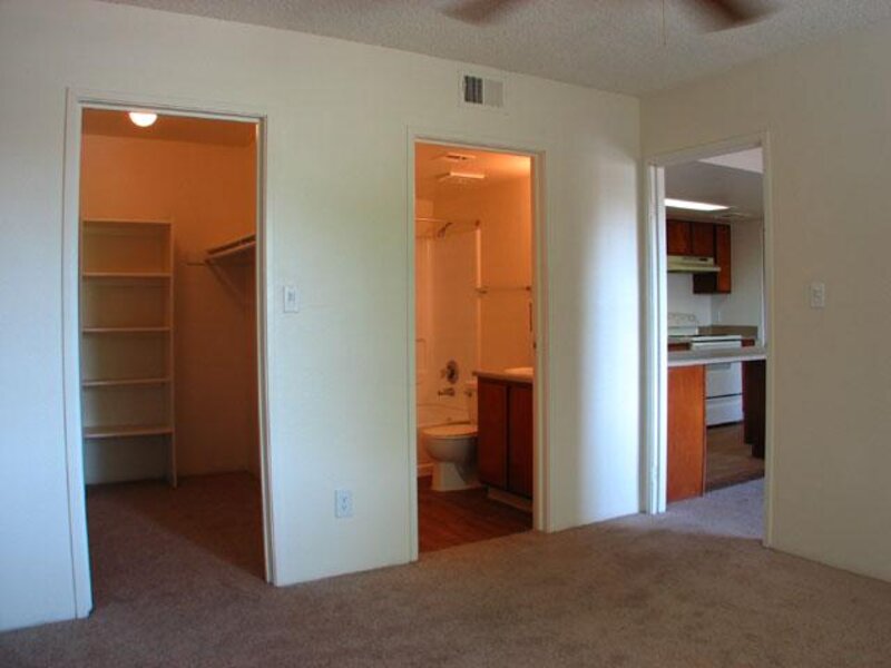 Apartments in Phoenix, AZ Southwest Village