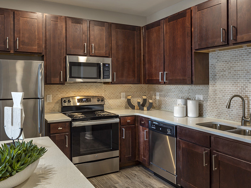Fully Equipped Kitchen | The Crest at Brier Creek Raleigh Apartments