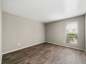 Bedroom | Alamo Oaks  Apartment San Antonio