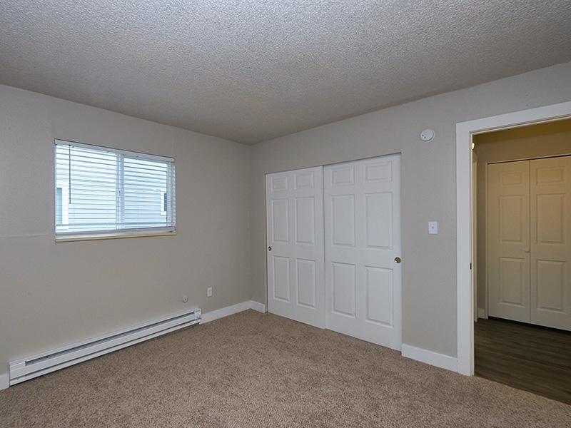 Bedroom Closet | Aspire Salt Lake Apartments