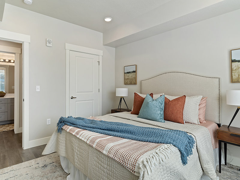 Bedroom | Basin View Landing