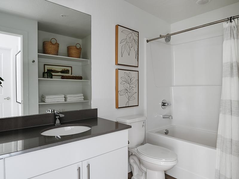 Bathroom | Bloomington Apartments