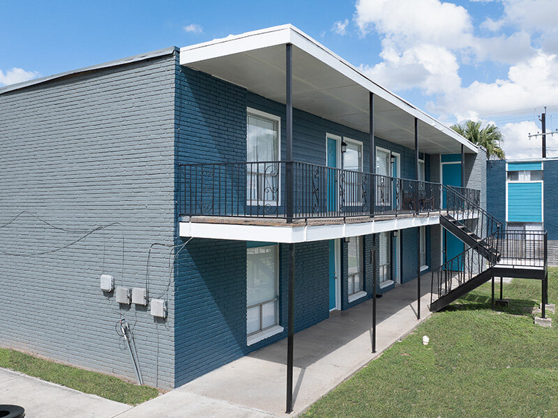 Outdoor Stairs | bluHaven Apartments in Harlingen, TX