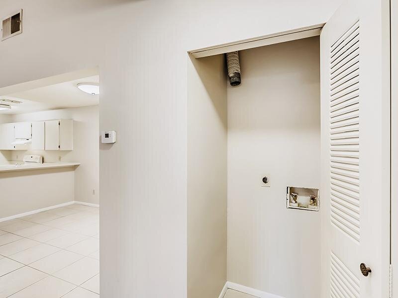 W/D Hookups | Bocage Apartments