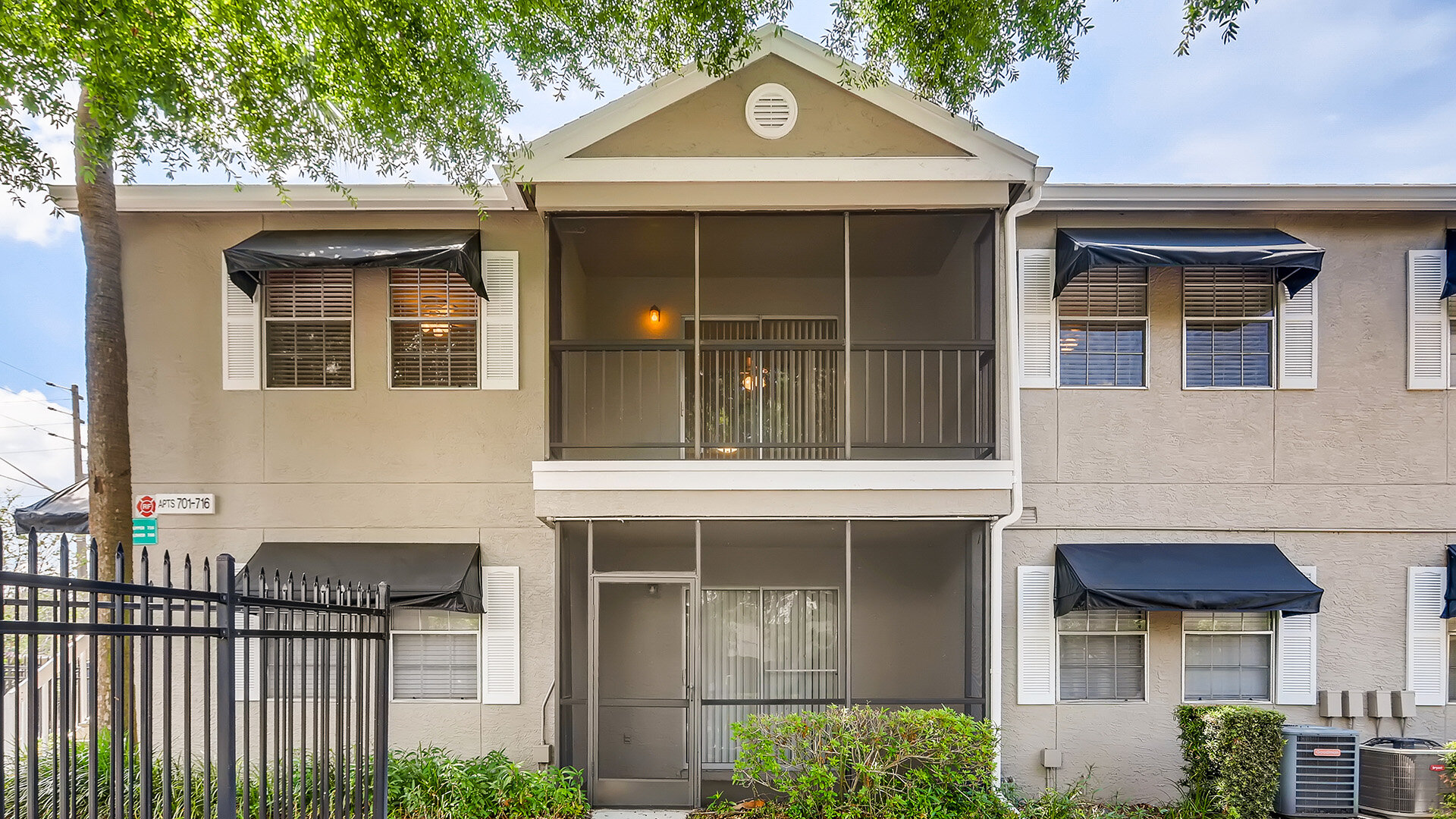 Bocage Apartments in Orlando, FL