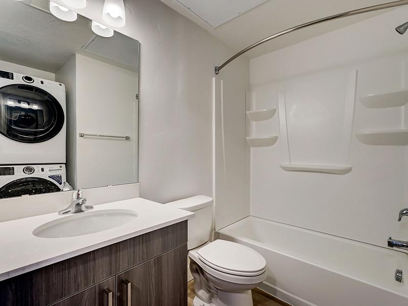 Bathroom | Bookbinder Apartments