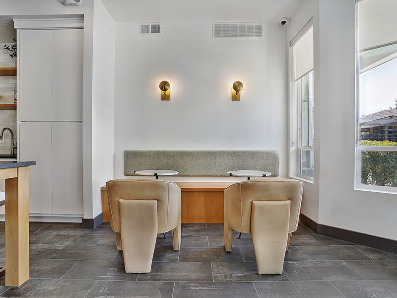 Clubhouse Seating | Canyon View Crossing