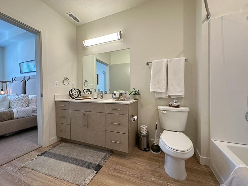 Interior Bathroom | Canyon Vista