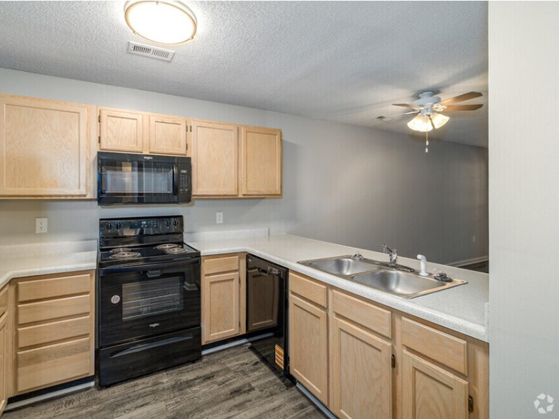 Kitchen | Carolina Oaks Apartments