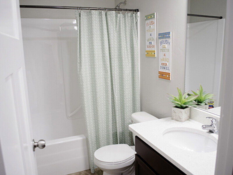 Beautiful Bathroom | Central Park Station Apartments