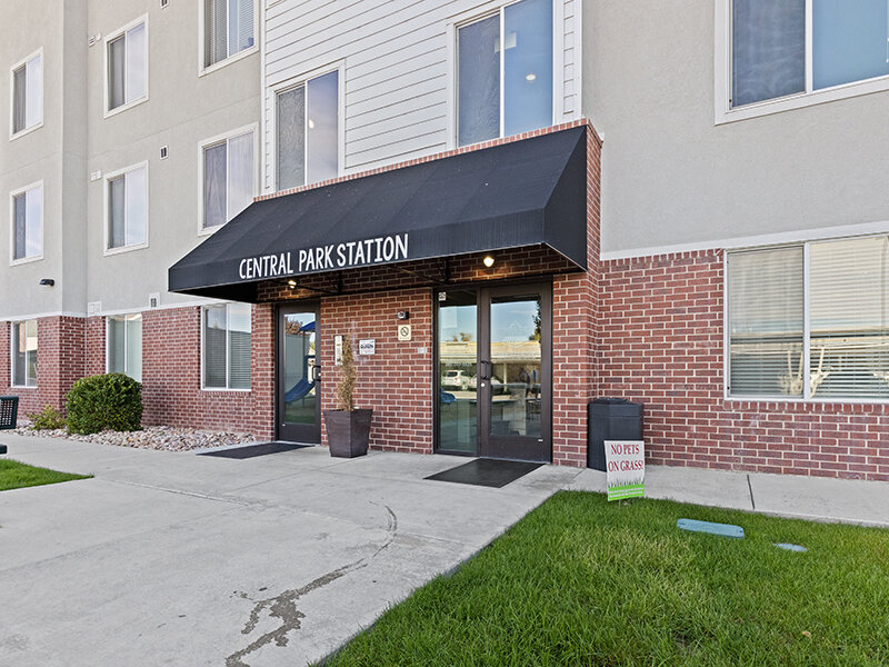 Exterior Views | Central Park Station