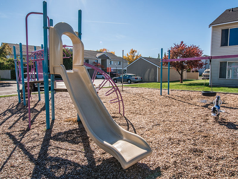 Chelsea Court: 37 Apartment photography in Idaho Falls ID
