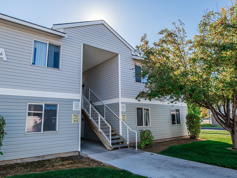 Chelsea Court: 37 Apartment photography in Idaho Falls ID