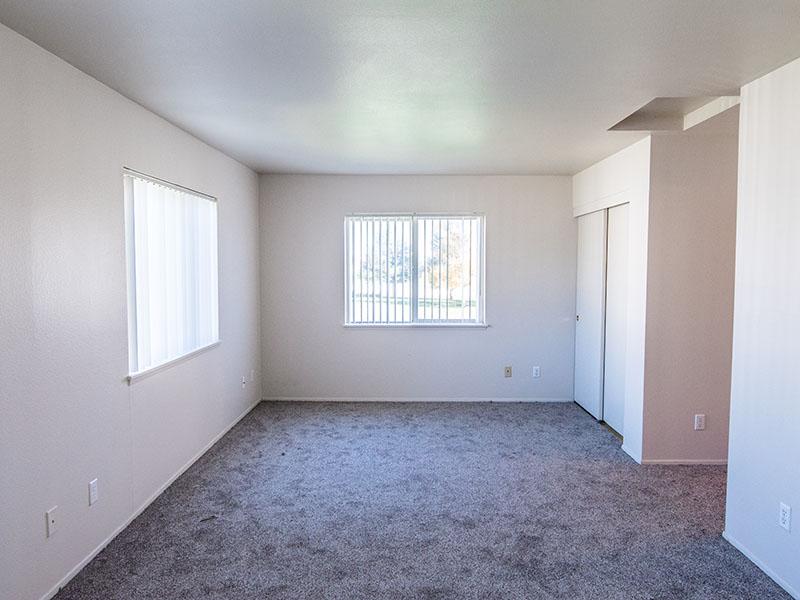 Living Space | Chelsea Court Apartments in Idaho Falls, ID