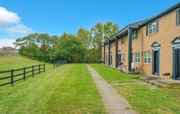 Colonial Park Community Features