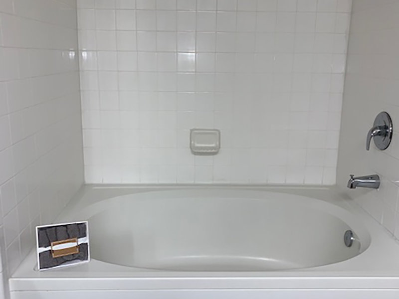 Bathtub | Colton Creek Apartments in McDonough, GA