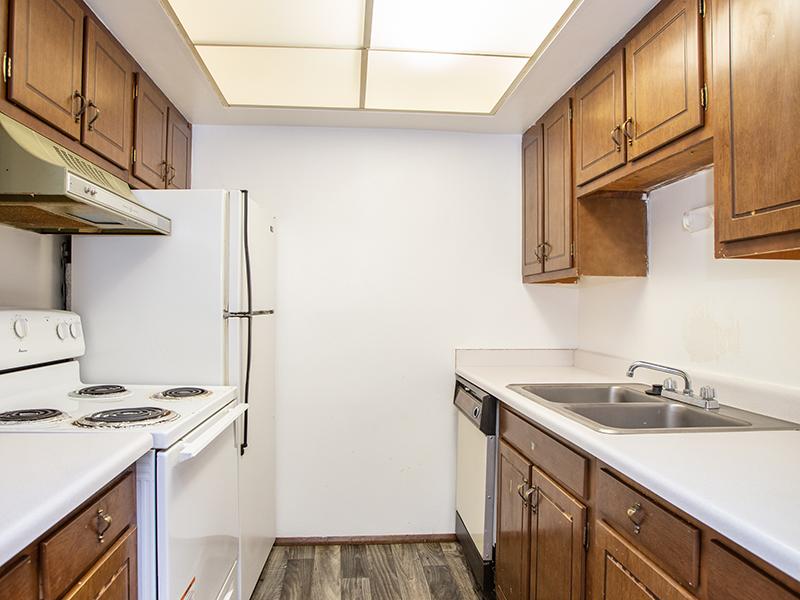 White Kitchen Appliances | Conquistador Apartments in Casper, WY