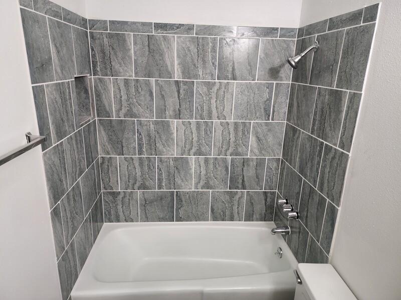 Bathroom | Conquistador Apartments