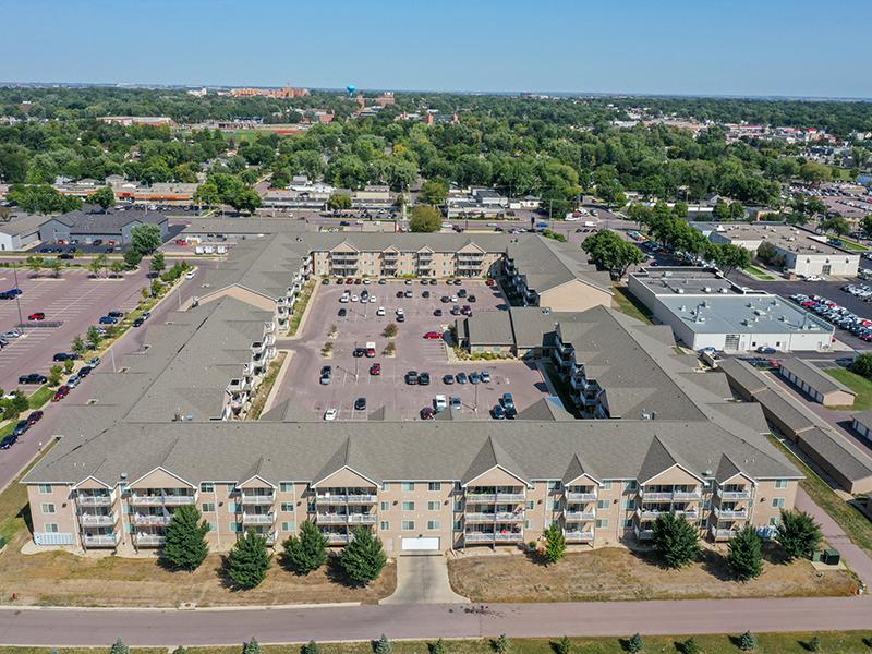 View of Apartments with Balconies | Dakota Pointe Apartments in Sioux Falls, SD