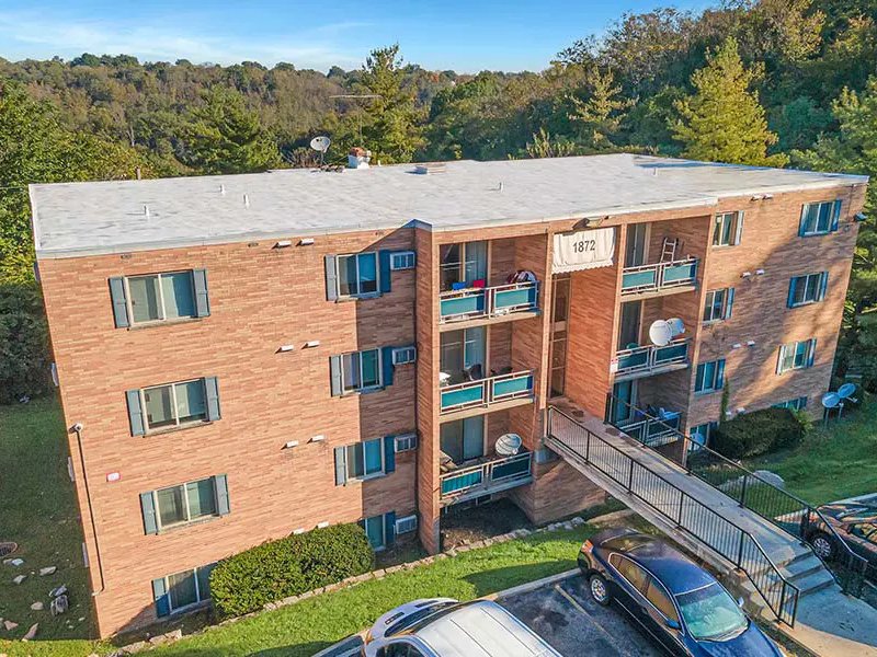 Exterior View of Balconies and Walkway | Eagle Watch