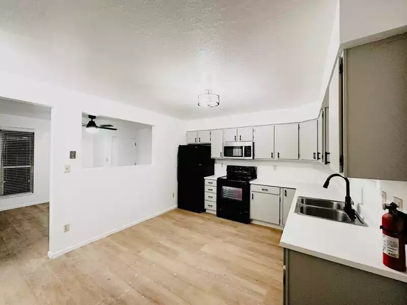 Spacious Kitchen | The Flats on Main