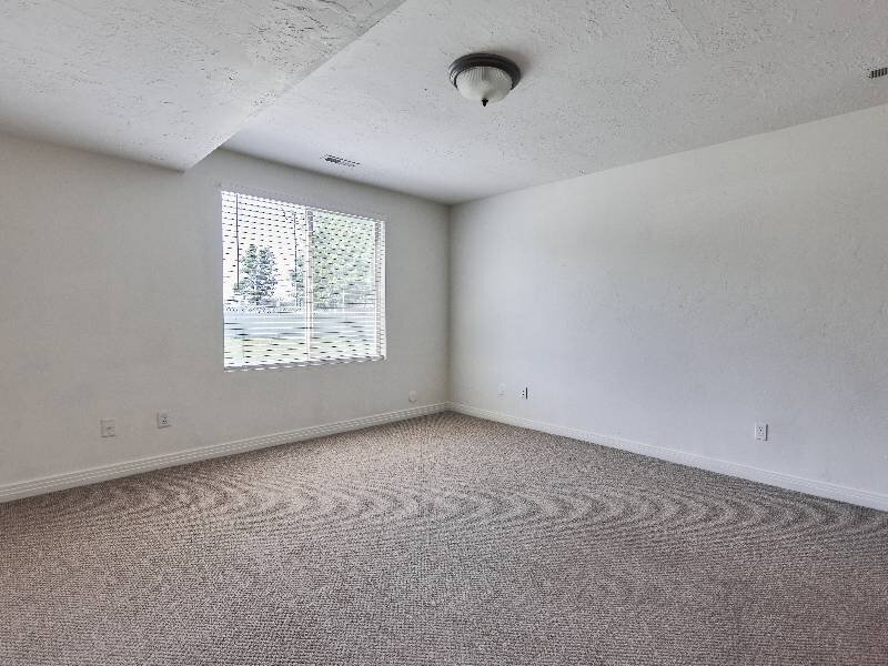 Front Room | Garden View Townhomes