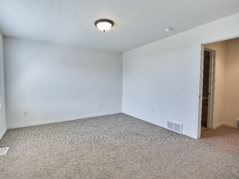 Room | Garden View Townhomes