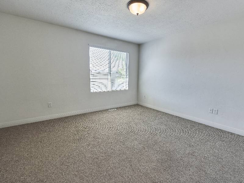 Large Carpeted Bedrooms | Garden View Townhomes