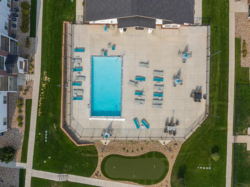 Pool and Golf | Gateway Apartments in Rapid City, SD