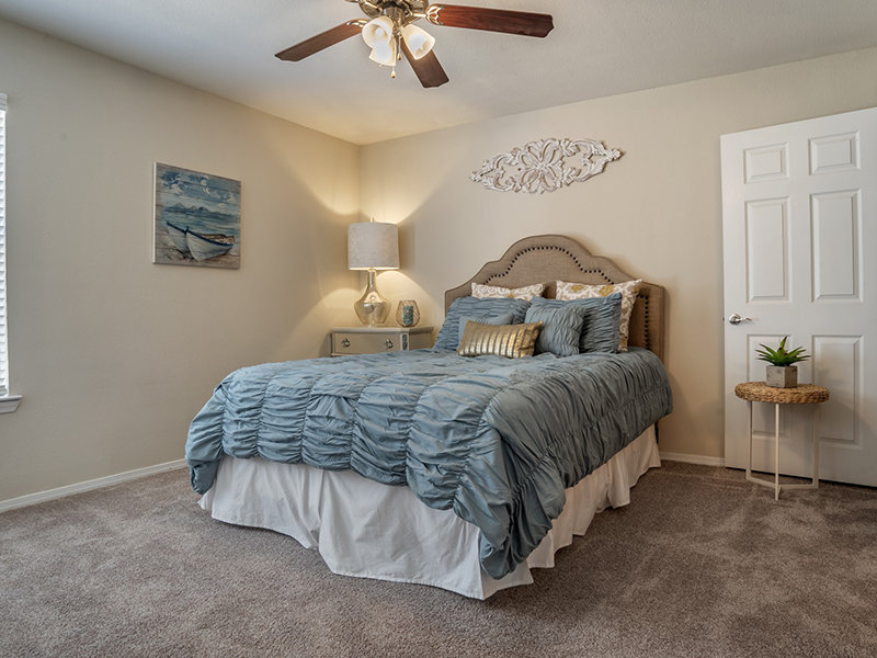 Master Bedroom | Grande View Apartments in Biloxi, MS