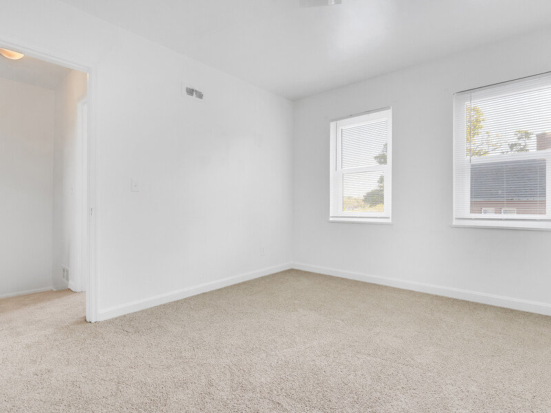Bedroom with 2 Windows | Heirlooms of Cincinnati