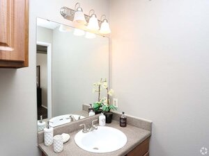 Bathroom | The Hills on Huebner