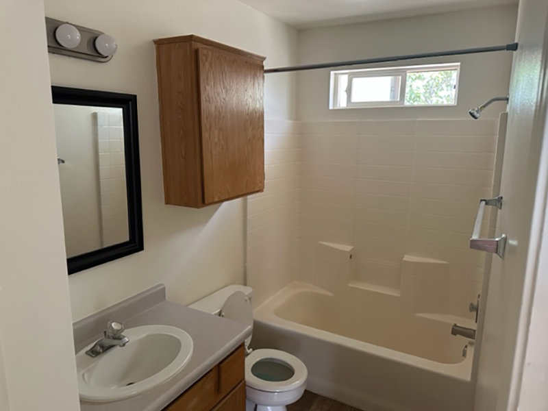 Apartment Interior | Bathroom | 1 Bedroom | Indian Hills