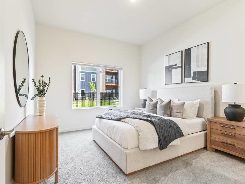 Bedrooms with High Ceilings | 2x2C | Jens Pointe Apartments