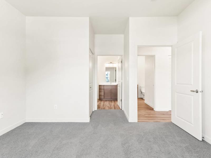 Master Bedroom | 2x2D Layout | Jens Pointe Apartments