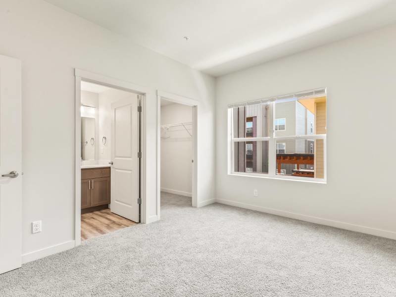 Large Bedrooms | 2x2B | Jens Pointe Apartments
