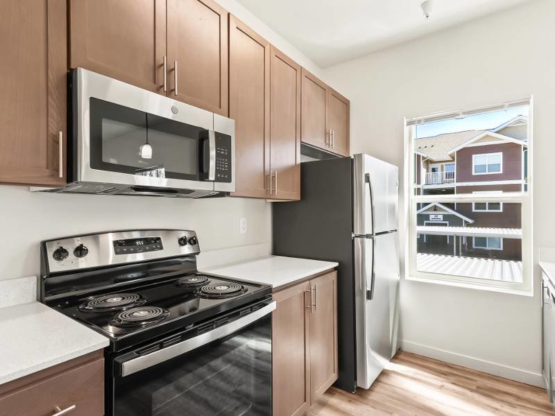 Fully Equipped Kitchen | 2x2D Layout | Jens Pointe Apartments