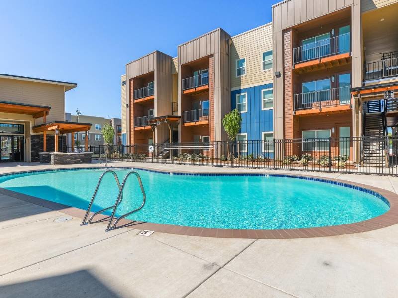 Pool | Jens Pointe Apartments