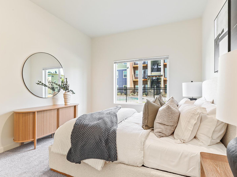 Spacious Bedroom | Jens Pointe