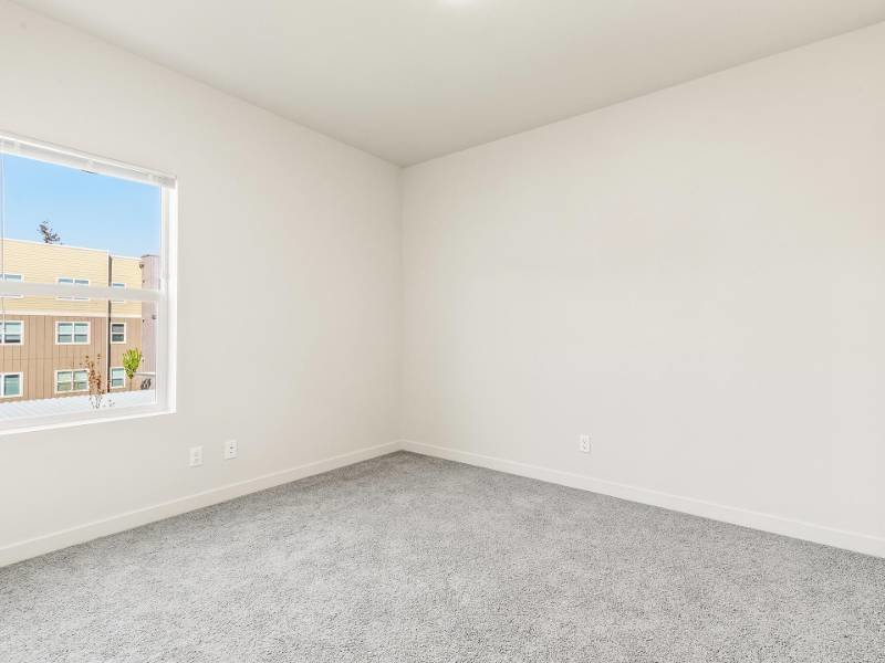 Bedroom | 2x2B | Jens Pointe Apartments