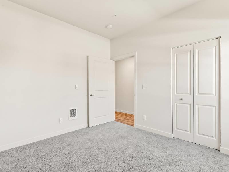 Room | 2x2B | Jens Pointe Apartments